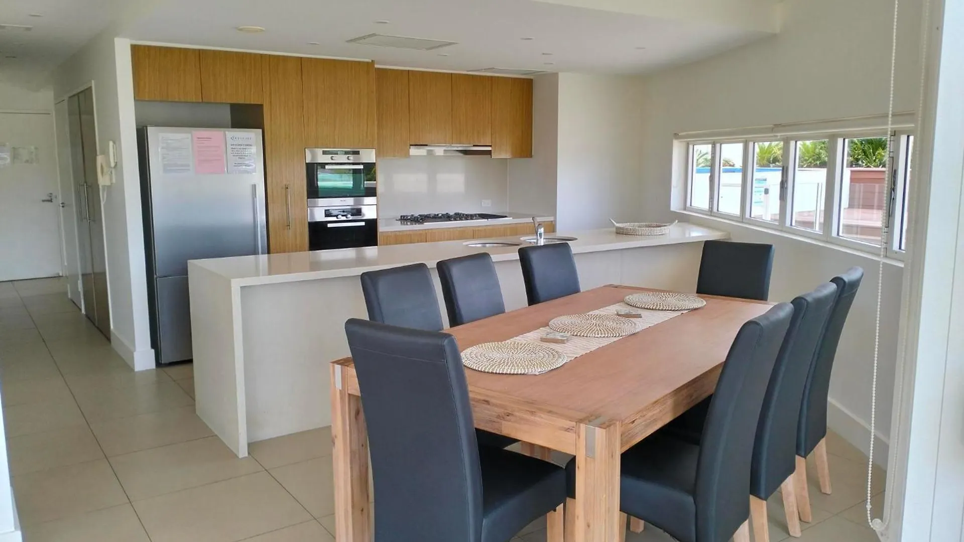 Kirra Surf Apartments Gold Coast