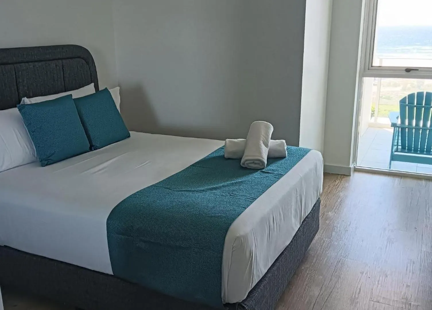 Kirra Surf Apartments Guldkusten
