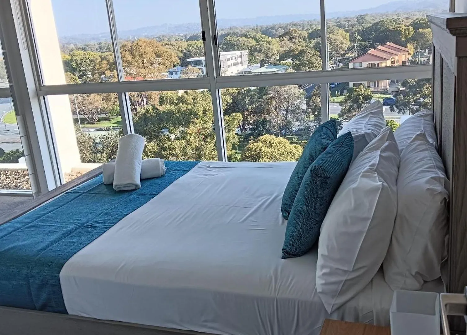 Kirra Surf Apartments Gold Coast