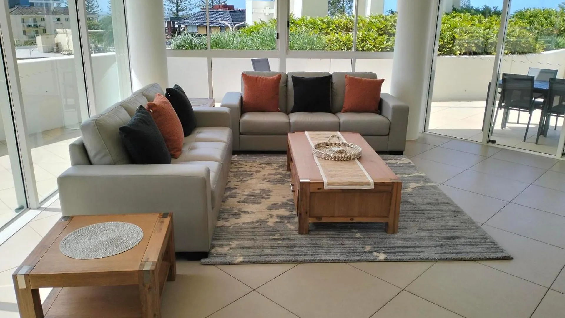 Lägenhetshotell Kirra Surf Apartments Guldkusten