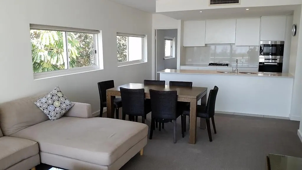 Апарт-отель Kirra Surf Apartments Голд-Кост